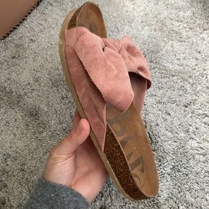 Bow Sandal